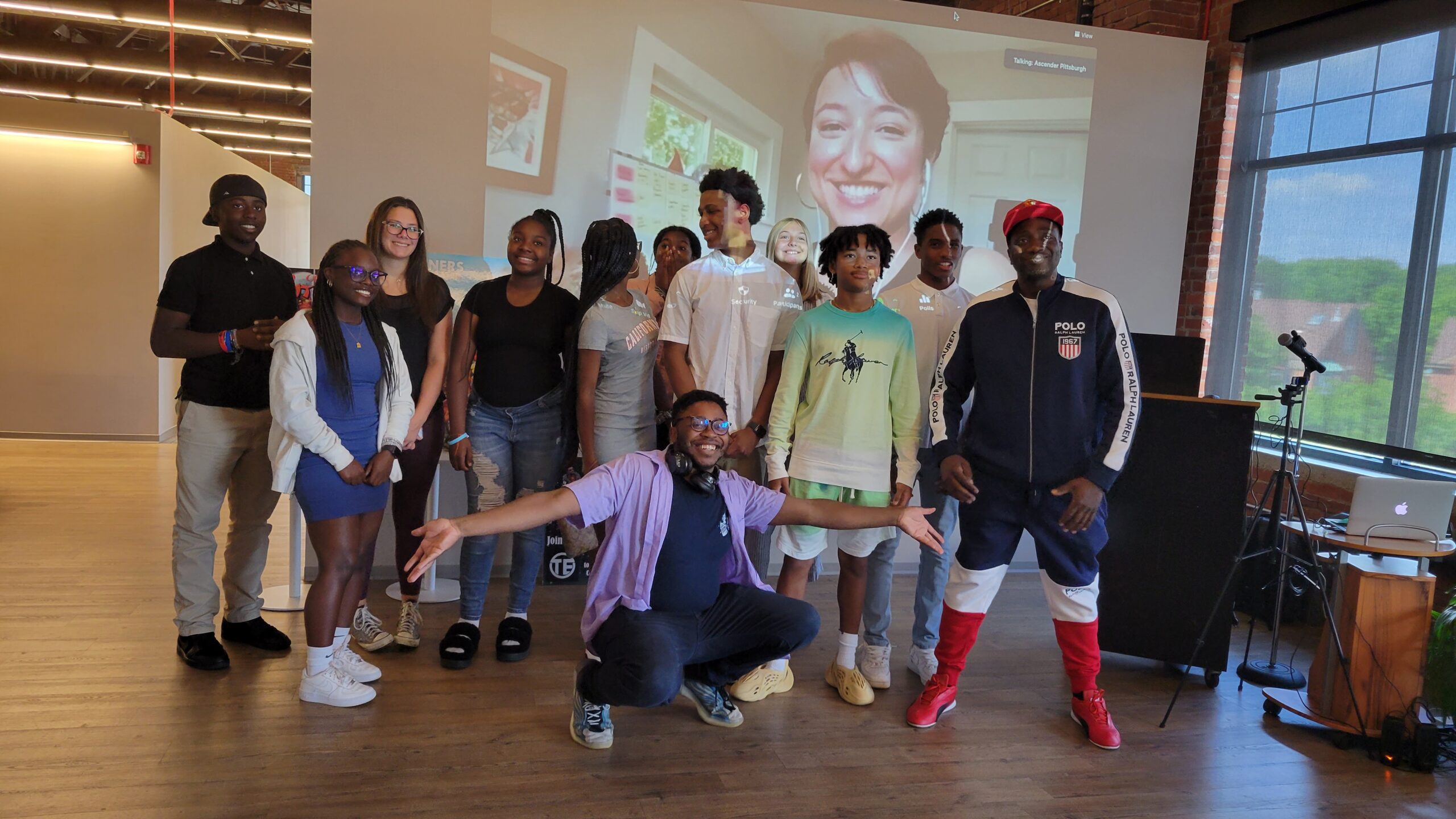 Crossroads High School Students at Ascender Gallery-20220720_112555